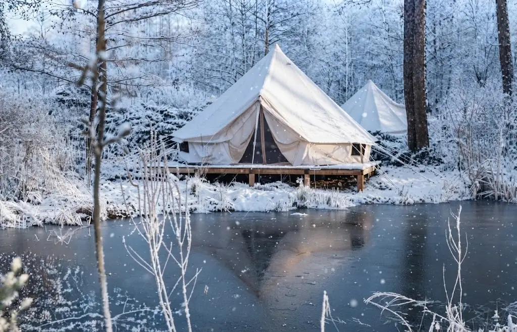 Domo geodésico de glamping integrado en la naturaleza de Mendoza, Argentina